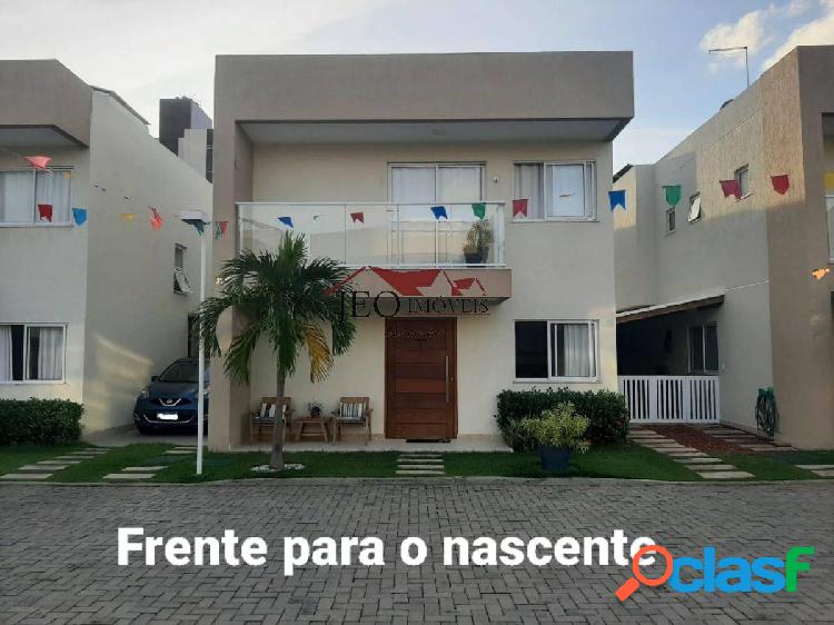 Casa com 4 quartos, à venda