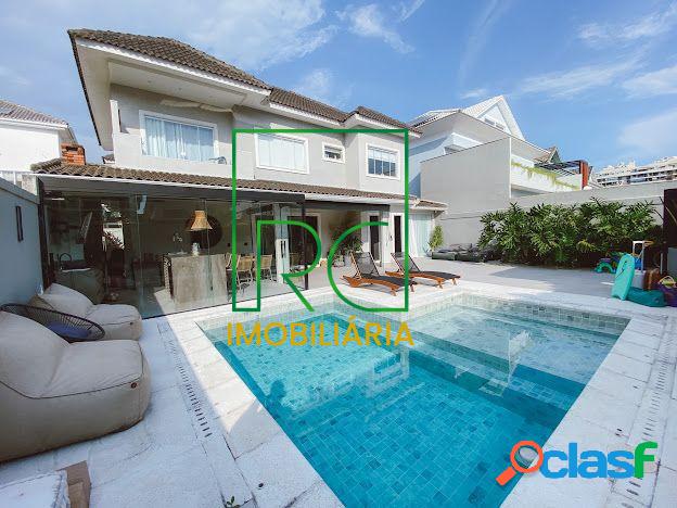 Casa de condomínio com 4 quartos, 450m², para locação em