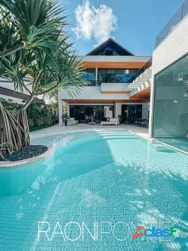 Casa de condomínio com 4 quartos, 750m², para locação em