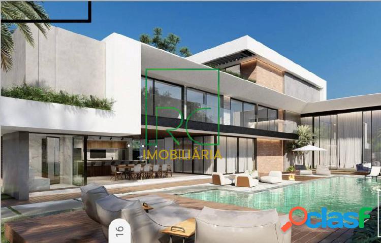 Casa de condomínio com 5 quartos, 900m², à venda em Rio