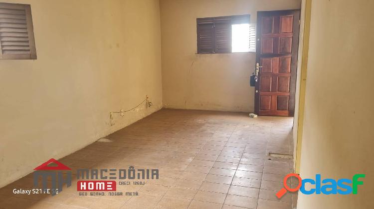 Casa super bem localizada, nos funcionários II