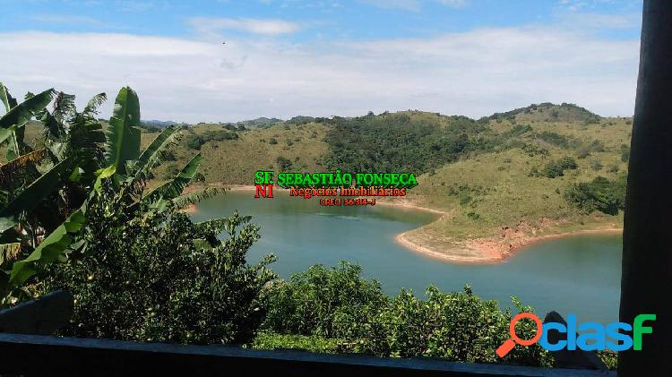 Chácara na beira da Represa em Jambeiro