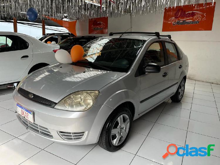 FORD FIESTA SED. 1.6 8V FLEX 4P PRATA 2006 1.6 FLEX