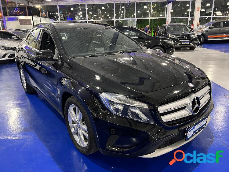 MERCEDES-BENZ GLA 200 ADVANCE 1.61.6 TB 16V FLEX AUT. PRETO