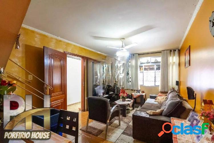 OPORTNIDADE! Sobrado 110m² com Quintal, 2 dorms, 2 vagas, 2