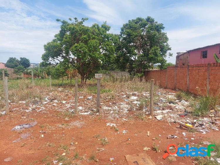 Terreno à Venda em Avenida Comercial Bairro Granville -