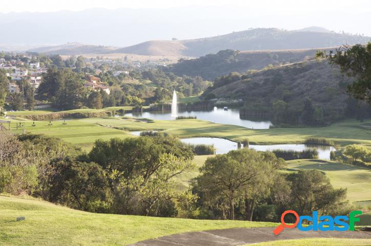 Terreno colindando a campo de Golf profesional 18 hoyos.