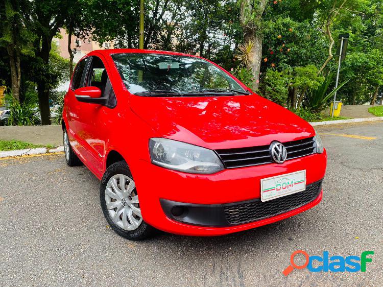 VOLKSWAGEN FOX 1.0 MI TOTAL FLEX 8V 5P VERMELHO 2013 1.0