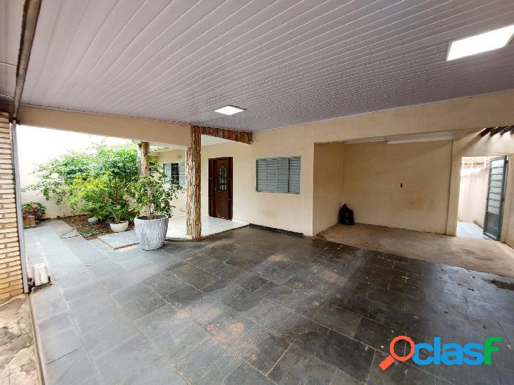 Vendo uma linda casa na Morada do Ouro