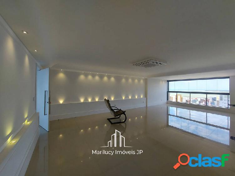 Apartamento com 141 m² em Condomínio Club no Bairro