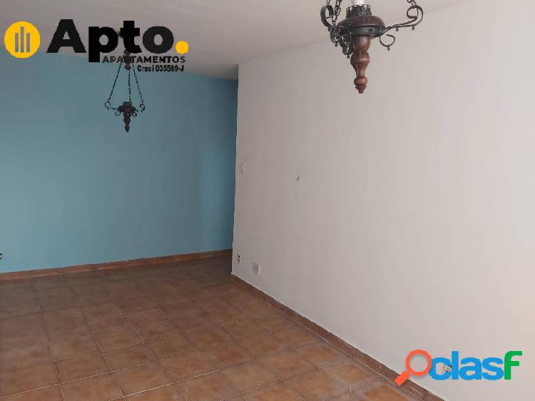 Apto 2 dormitórios com vaga na Vila Maria / OPORTUNIDADE