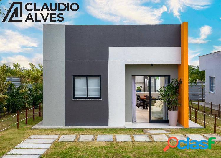 CASA COM 2 QUARTOS EM CONDOMÍNIO CLUB START