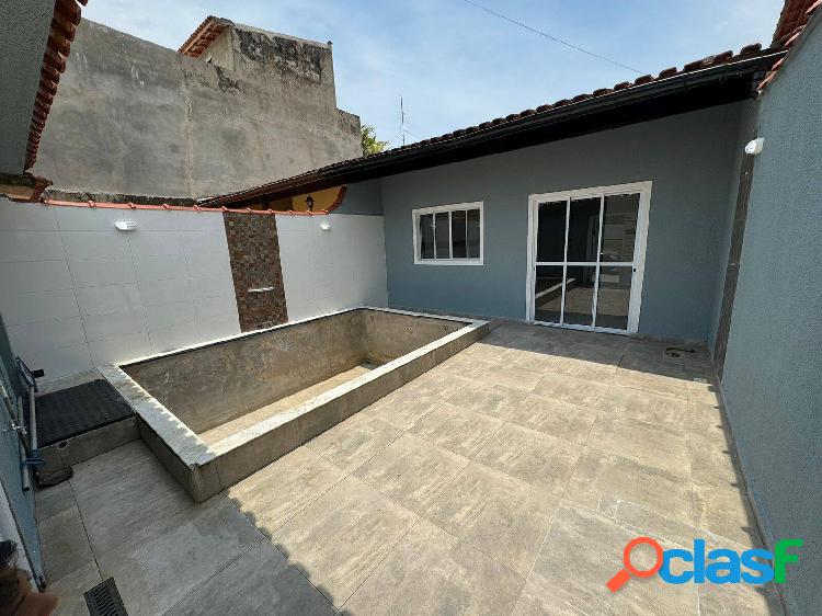 Casa 3 dorms com piscina - churrasqueira - lado praia em