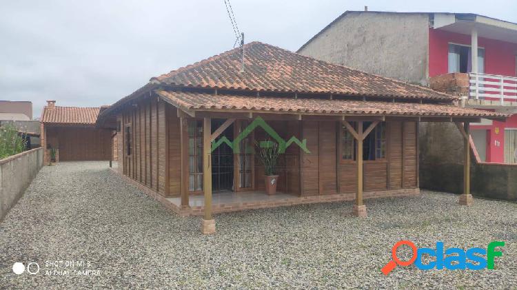 Casa com 3 dormitórios, 144m2, a venda em Balneário Barra