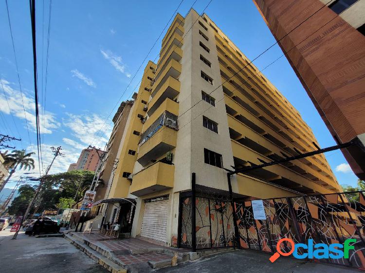 En Venta Apartamento En Callejon Prebol, Res. Saraith. Listo