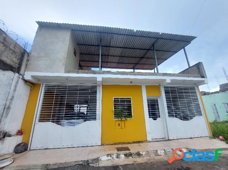 En venta Casa en Conjunto Residencial Cariaprima II san