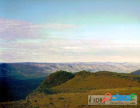 Fazenda turística com 1200 ha em Niquelândia - GO