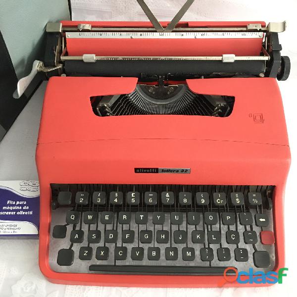 Funcionando Máquina De Escrever Olivetti Lettera 32 Coral