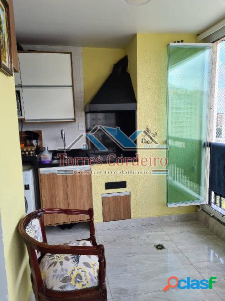 Lindo apartamento com 2 dormitórios (1 suíte) + 2 vagas -