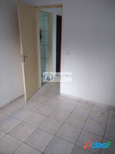 Lindo apartamento com 2 dormitórios na Vila Silvia