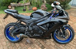 Moto Suzuki GSXR 750