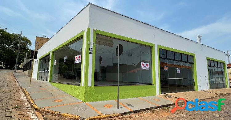 PRÉDIO COMERCIAL NO CENTRO PIRAJU-SP - EM FRENTE A