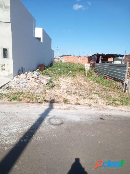 Terreno meio lote Residencial Lívia I em Botucatu-SP