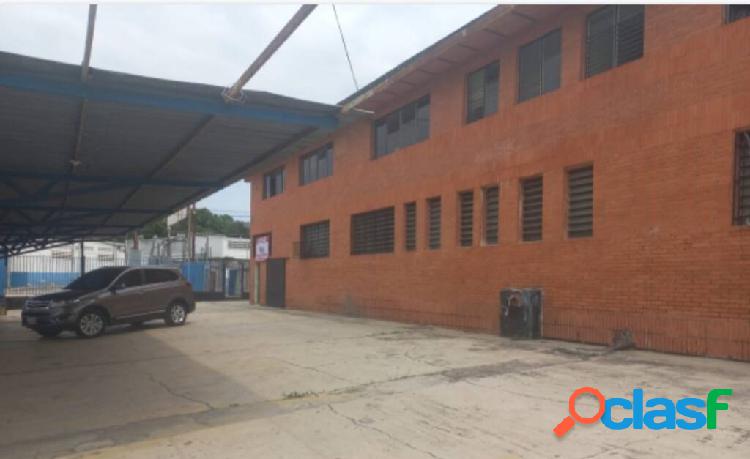 Venta de Galpones sector la Florida Avenida Lisandro