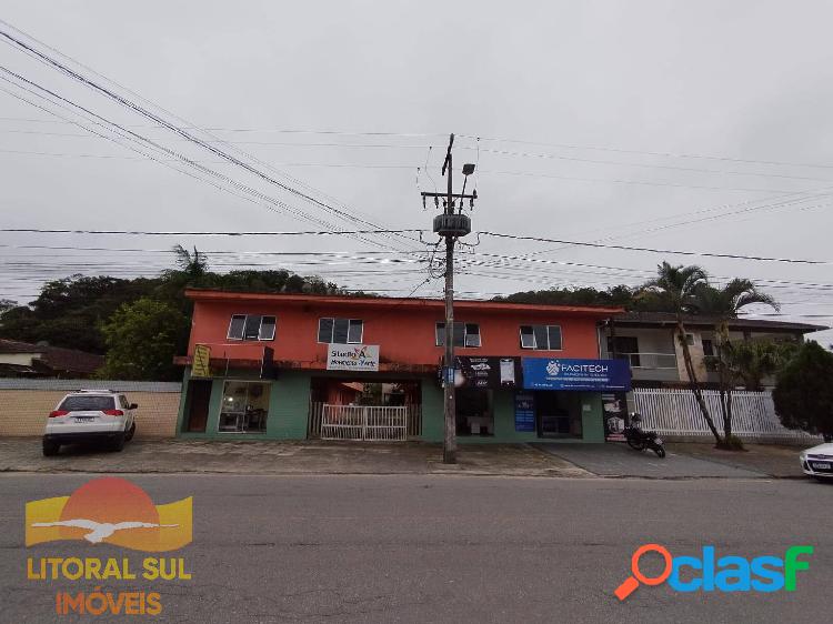 Área comercial contemplada em conjunto residencial na
