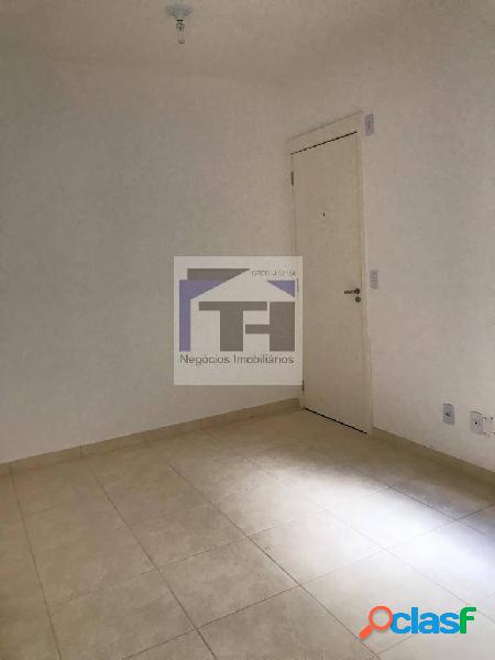Apartamento com 2 quartos, 45m², para locação em