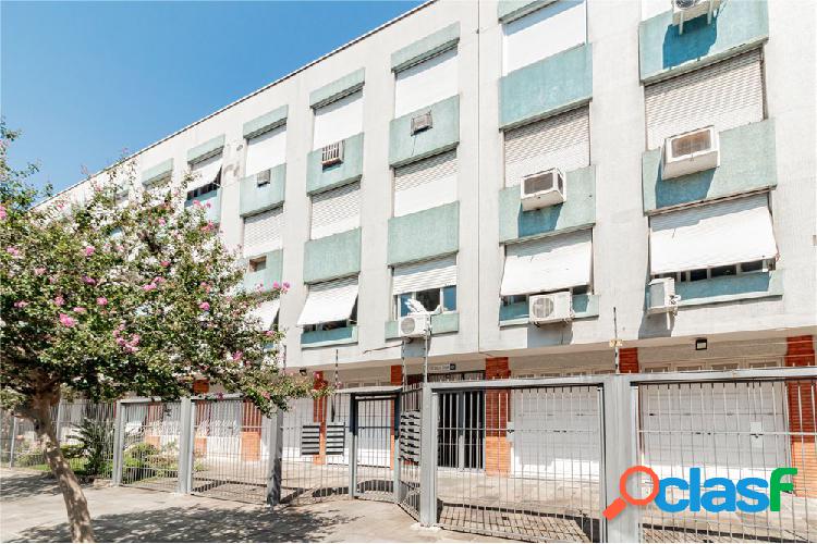 Apartamento com 2 quartos, 68,27m², à venda em Porto