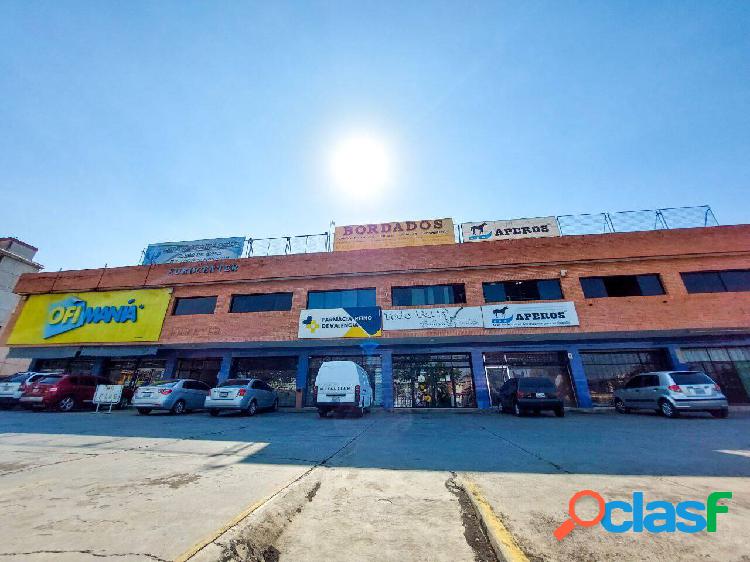 En alquiler local comercial 202m2 situado en C.C EURO CENTER