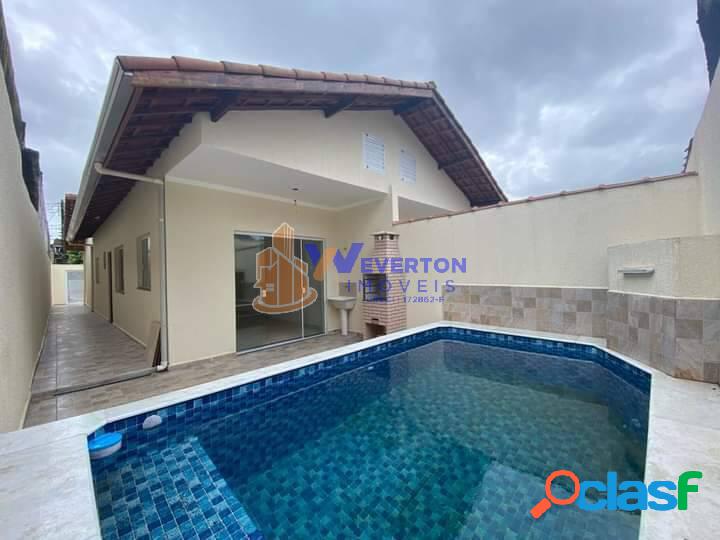 Casa 2dorm.(1 suíte) com piscina R$ 319.900,00 em Mongaguá