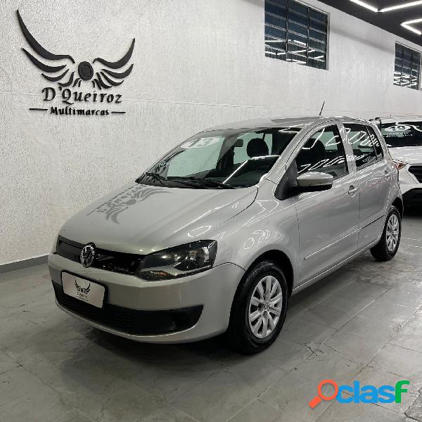 VOLKSWAGEN FOX BLUEMOTION 1.6 MI TOTAL FLEX 5P. PRATA 2013