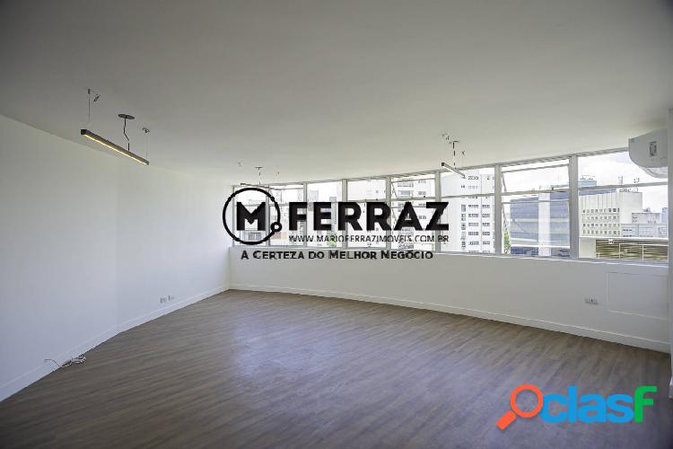 Apartamento de 178m², 3 dorm. sendo 1 suíte, 3 vagas no
