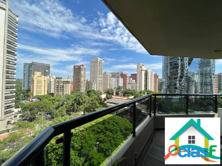 Apartamento no Itaim Bibi 4 Suites 4 Vagas com 220 m²- São