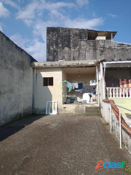 Casa assobradada, 2 dormitórios (Vila Luzita)