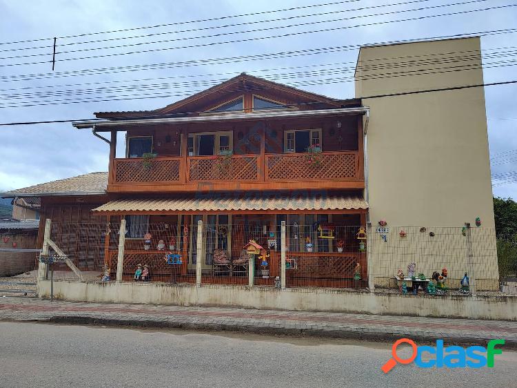 Casa na Guabiruba para permuta por apartamento na região