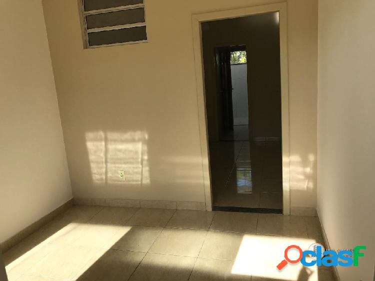 Apartamento 1 Quarto para alugar anual, por R$ 760,00 /mês