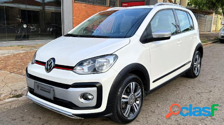 VOLKSWAGEN UP! CROSS 1.0 TSI TOTAL FLEX 12V 5P BRANCO 2018