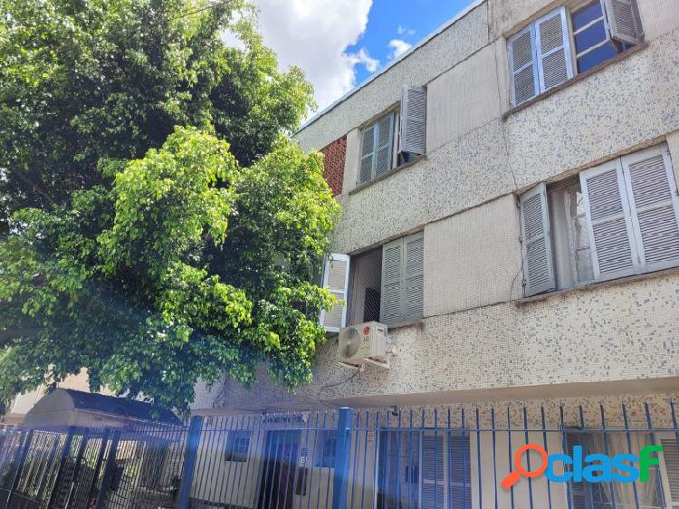 Apartamento com 1 quarto, 45m², à venda em Porto Alegre,