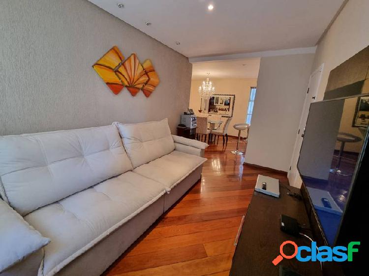 Apartamento com 3 Quartos e 2 banheiros