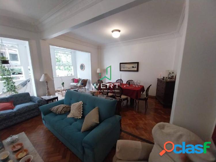 Apartamento com 3 quartos, 131m², à venda em Rio de