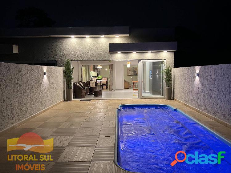 Casa de alto padrão para venda no balneário Eliana em