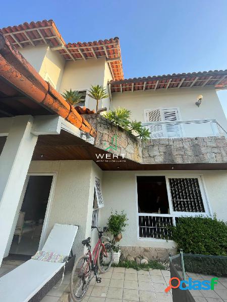 Casa de condomínio com 4 quartos, 297m², à venda em Rio