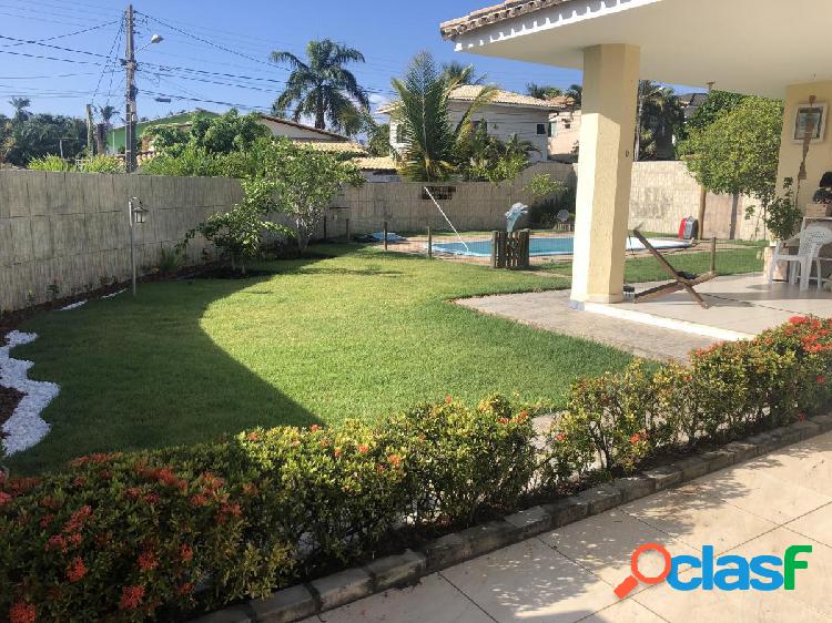 Casa de condomínio com 4 quartos, à venda em Lauro de