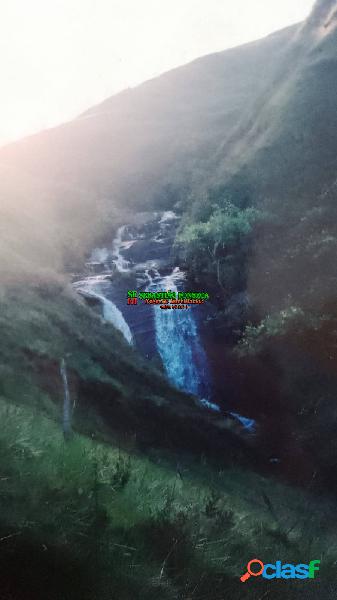 Fazenda com cachoeira na Serra da Bocaina