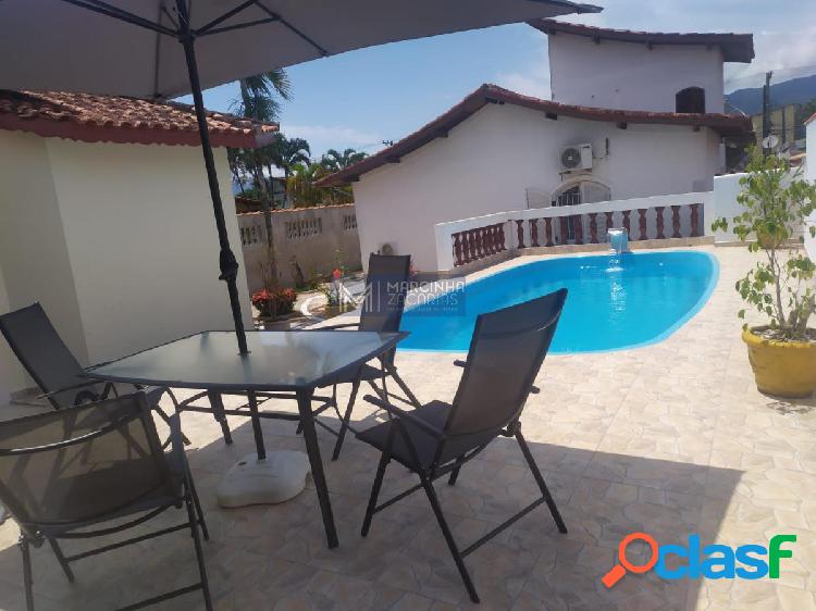 LInda Casa com piscina no Jardim Porto Novo -