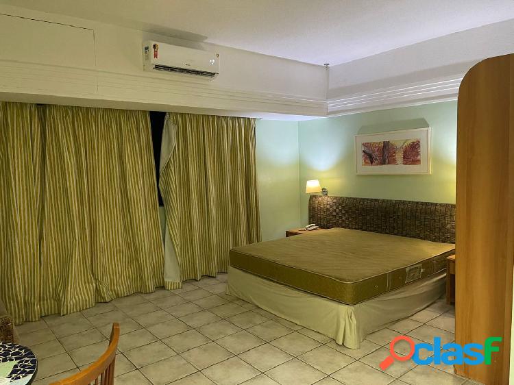 Flat com 1 dormitório para alugar, 35 m² por RS