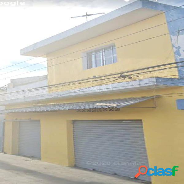 Imóvel com 5 casas e 1 salão comercial à venda - Jd.